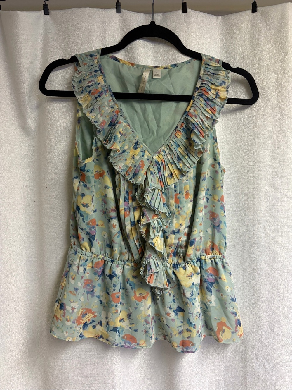 LC Lauren Conrad Mint Floral-Trim V-Neck Blouse